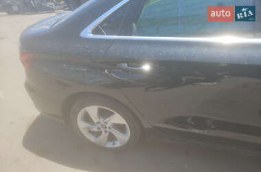 Седан Audi A3 2022 в 