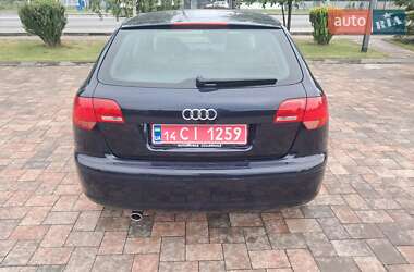 Хетчбек Audi A3 2005 в 