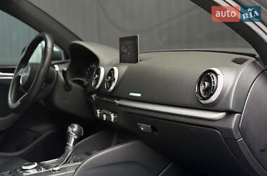Седан Audi A3 2019 в 