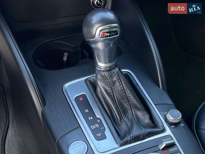 Седан Audi A3 2016 в Львові