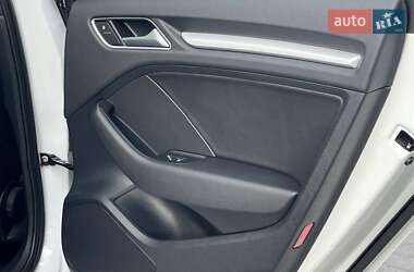 Седан Audi A3 2016 в 