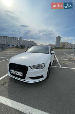 Седан Audi A3 2016 в 