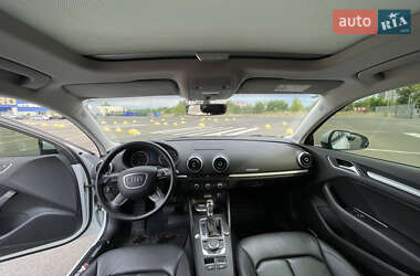 Седан Audi A3 2016 в 