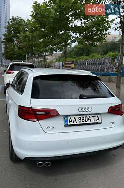 Хэтчбек Audi A3 2016 в 