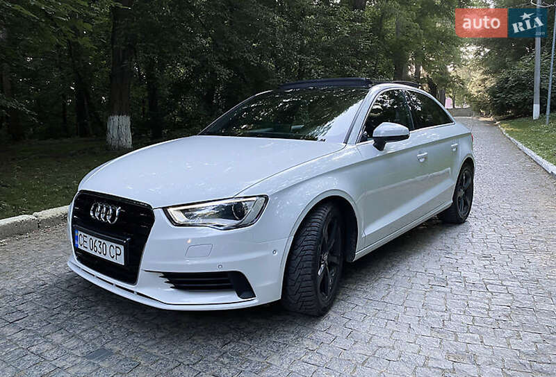 Седан Audi A3 2015 в Черновцах
