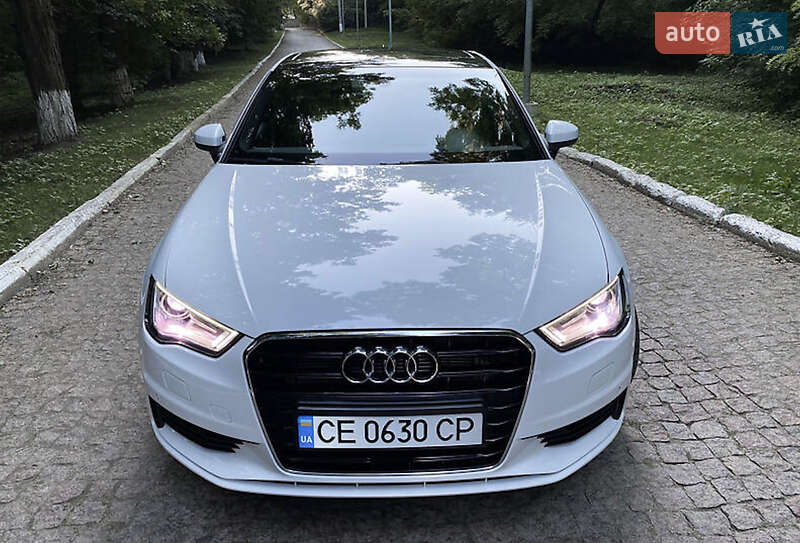 Седан Audi A3 2015 в Черновцах