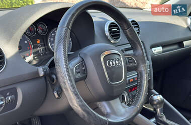 Хэтчбек Audi A3 2012 в 