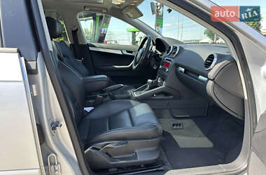 Хэтчбек Audi A3 2012 в 