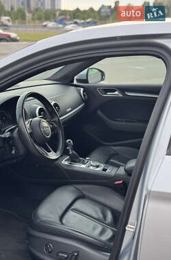 Седан Audi A3 2017 в 