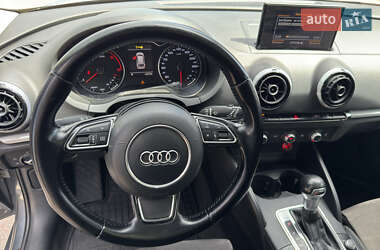 Хэтчбек Audi A3 2016 в 