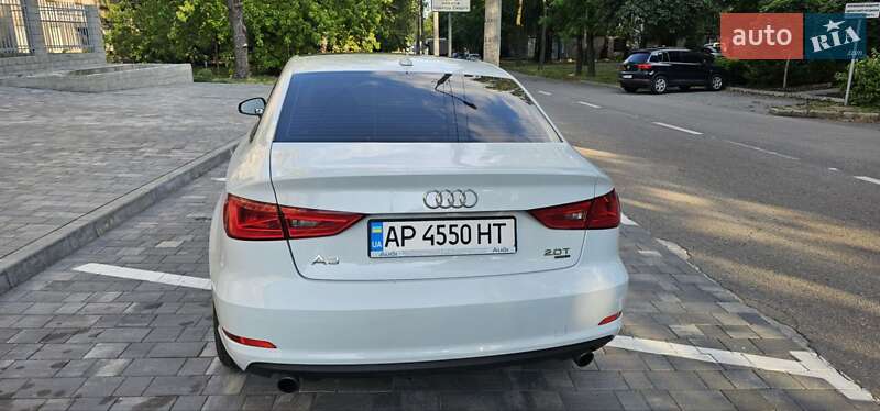 Седан Audi A3 2014 в Запоріжжі