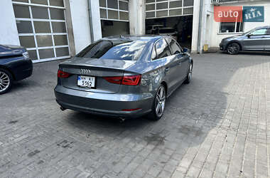 Седан Audi A3 2015 в 