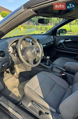 Кабриолет Audi A3 2011 в 