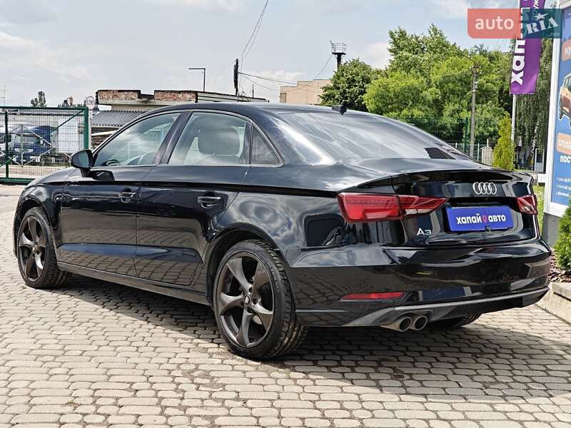 Седан Audi A3 2016 в Львові