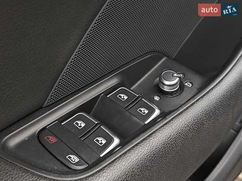 Седан Audi A3 2016 в Львові