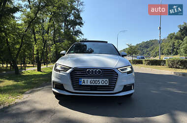 Хэтчбек Audi A3 2016 в Киеве