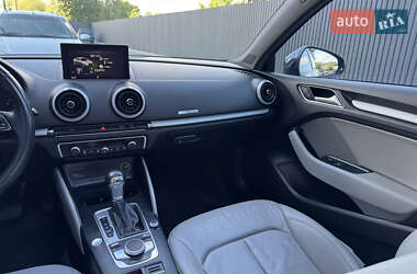 Седан Audi A3 2017 в 
