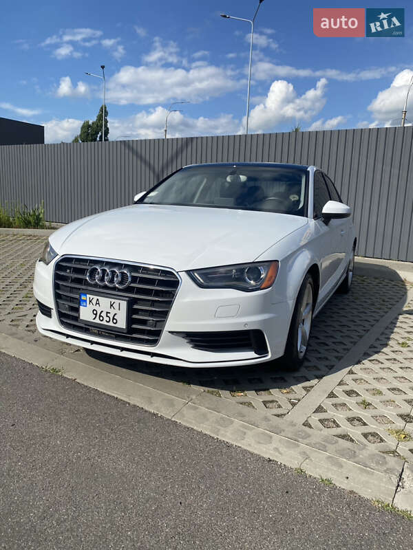 Седан Audi A3 2014 в Киеве