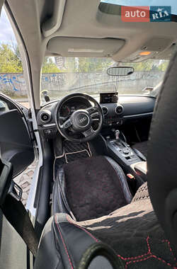 Седан Audi A3 2014 в 