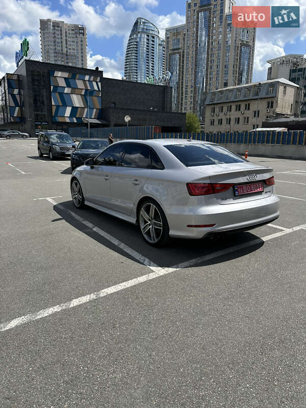 Седан Audi A3 2015 в Києві