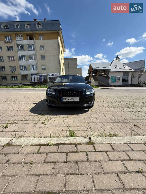 Хетчбек Audi A3 2009 в Пустомитах