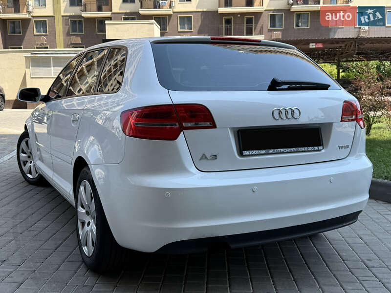 Хэтчбек Audi A3 2013 в Одессе