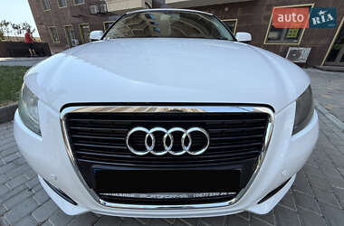 Хэтчбек Audi A3 2013 в 