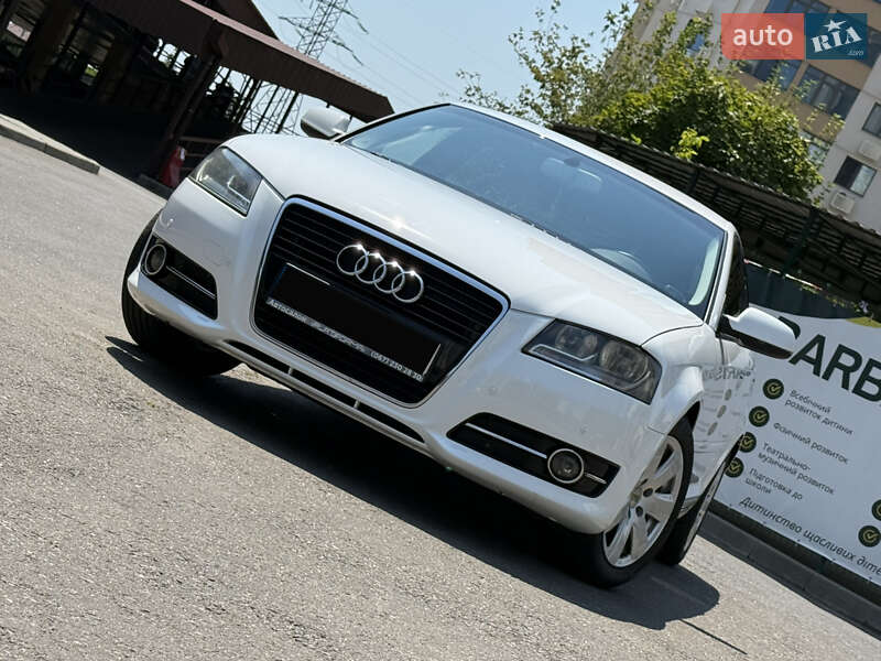 Хэтчбек Audi A3 2013 в Одессе