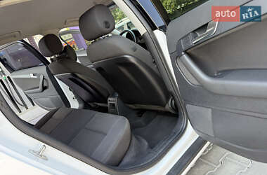 Хэтчбек Audi A3 2013 в 