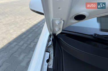 Хэтчбек Audi A3 2013 в 