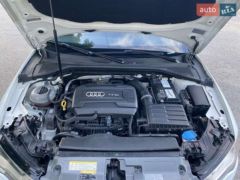 Седан Audi A3 2015 в Балаклее