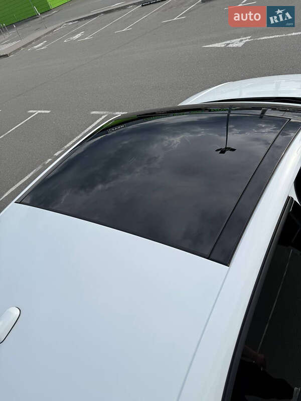 Седан Audi A3 2018 в Киеве