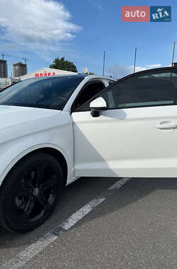 Седан Audi A3 2018 в 