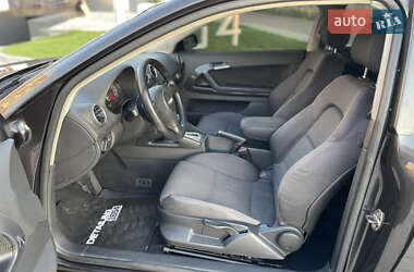 Хэтчбек Audi A3 2004 в 