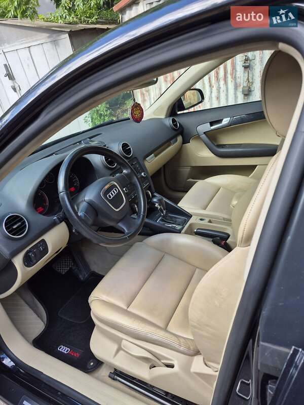 Хэтчбек Audi A3 2008 в Киеве