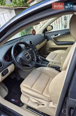 Хетчбек Audi A3 2008 в 