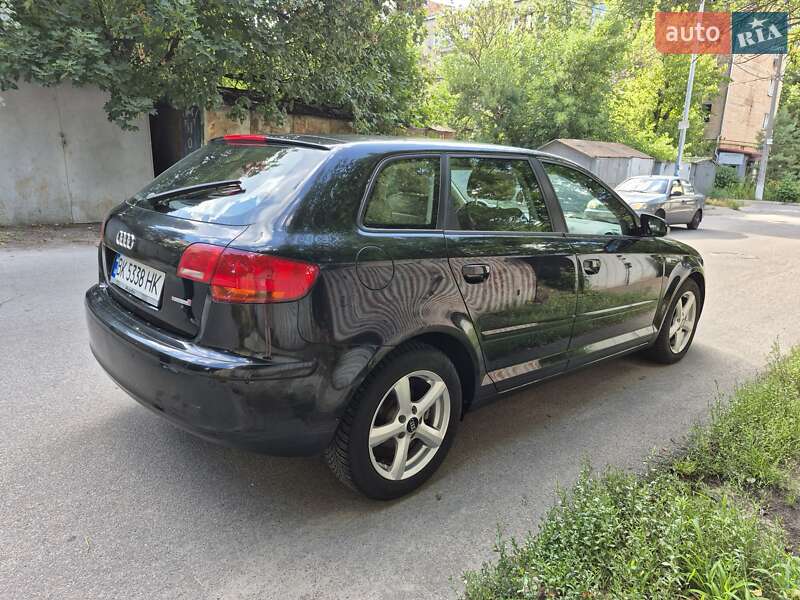 Хэтчбек Audi A3 2008 в Киеве