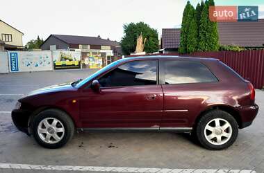 Хэтчбек Audi A3 1997 в 