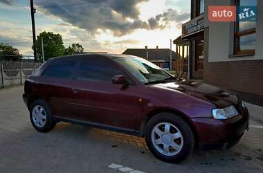 Хэтчбек Audi A3 1997 в 