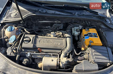 Хэтчбек Audi A3 2007 в 