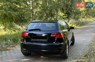 Хэтчбек Audi A3 2006 в 