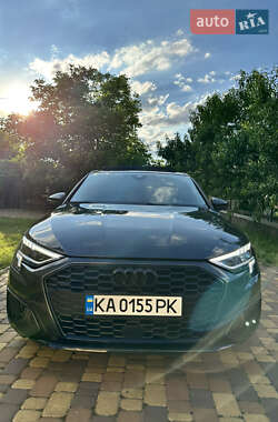 Седан Audi A3 2023 в 