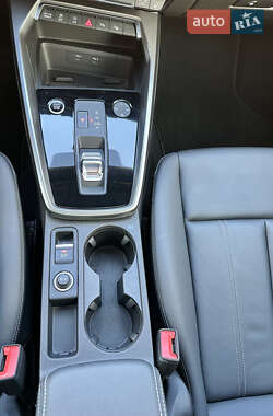 Седан Audi A3 2023 в 