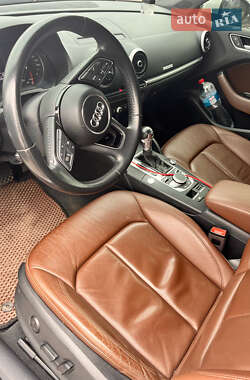 Седан Audi A3 2017 в 