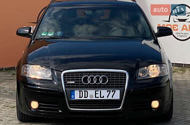 Хэтчбек Audi A3 2006 в 