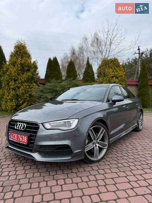 Седан Audi A3 2016 в Львове
