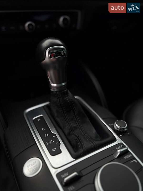 Седан Audi A3 2016 в Львове