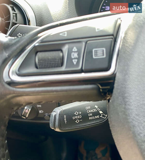 Седан Audi A3 2015 в Рівному