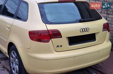 Хэтчбек Audi A3 2005 в 