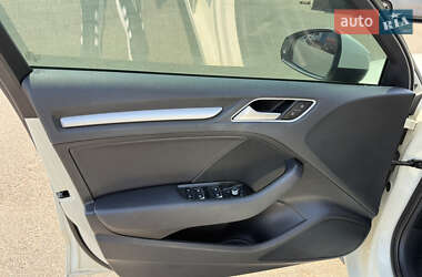 Седан Audi A3 2015 в 